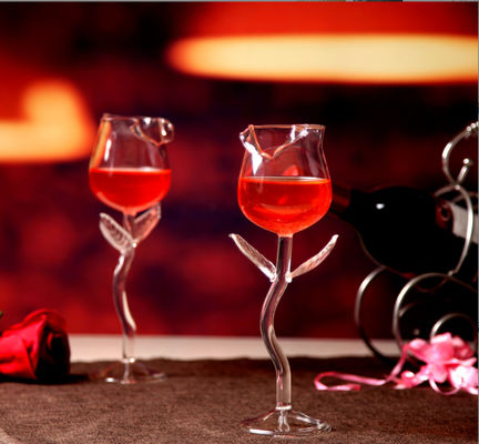 Good price Special Rose Shape Juice Beverage Cocktail Glass Bottle Transparent 180ml For Bar online